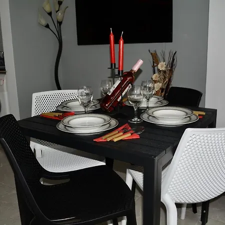 Queens Gardens - Kato - Next To Kings Ave Mall --- By Yiota Apartment