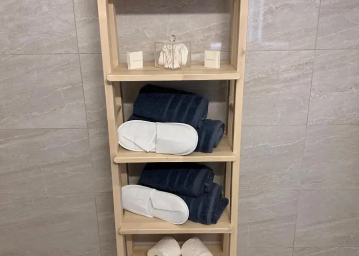 Queens Gardens - Kato - Next To Kings Ave Mall --- By Yiota Apartamento Paphos