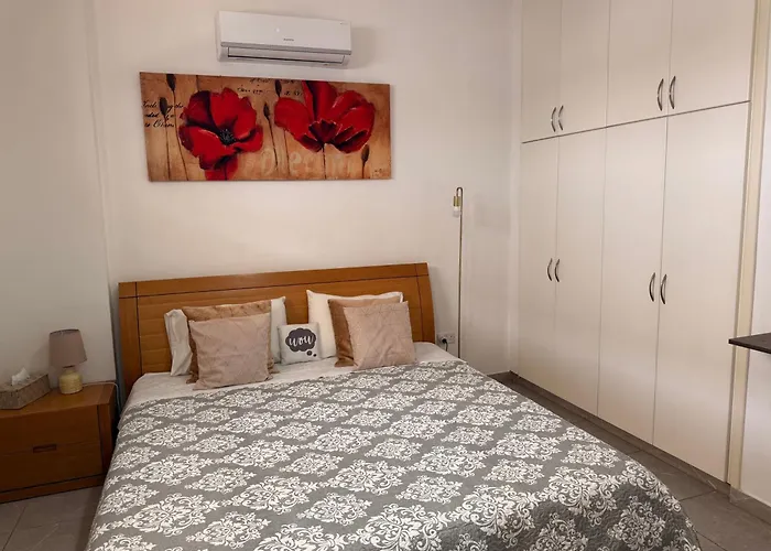 Queens Gardens - Kato - Next To Kings Ave Mall --- By Yiota Paphos